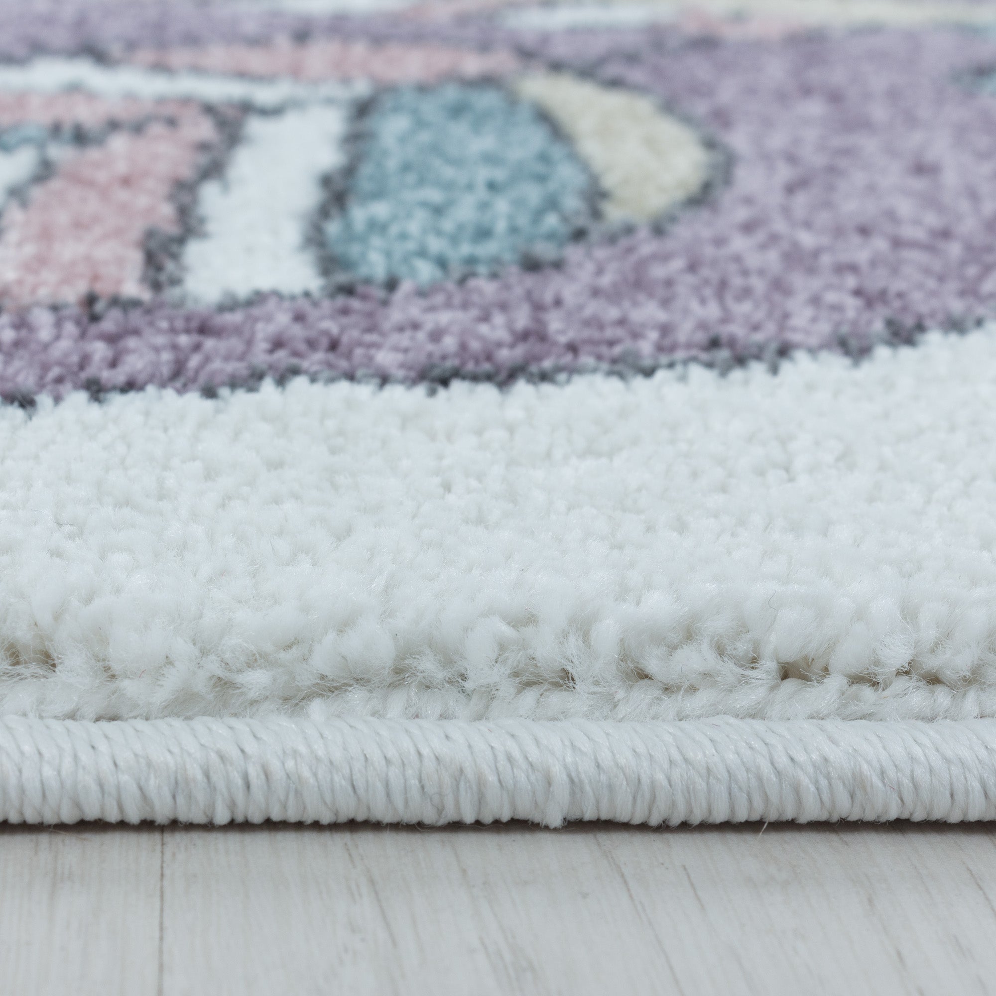 Kurzflor Kinderteppich Gelb Bär mit Feder Motiv Design Kinderzimmer Teppich Weich