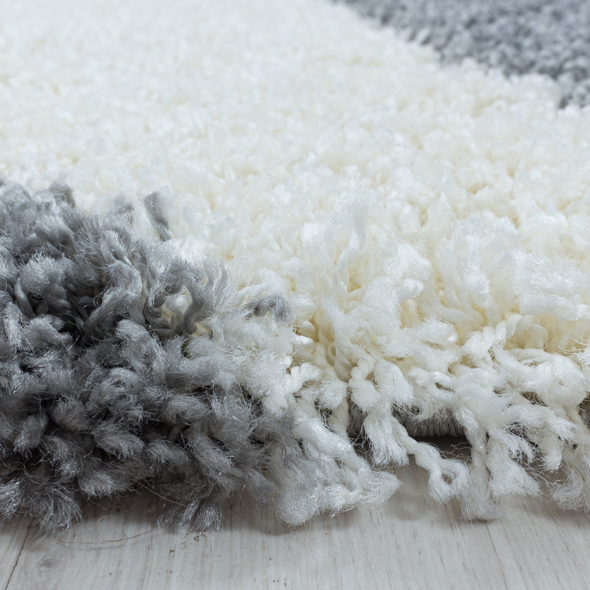 Design Hochflor Teppich Wohnzimmerteppich Dreieck Muster Abstrakt