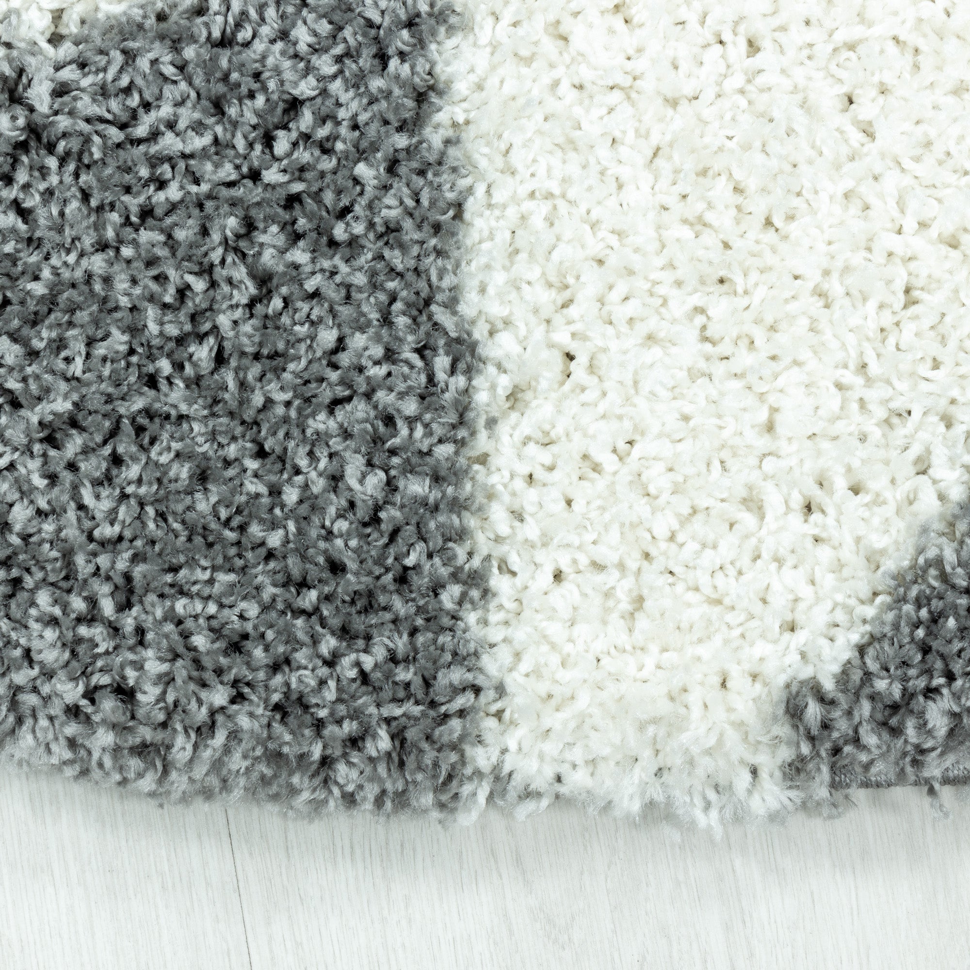 Design Hochflor Teppich Wohnzimmerteppich Dreieck Muster Abstrakt