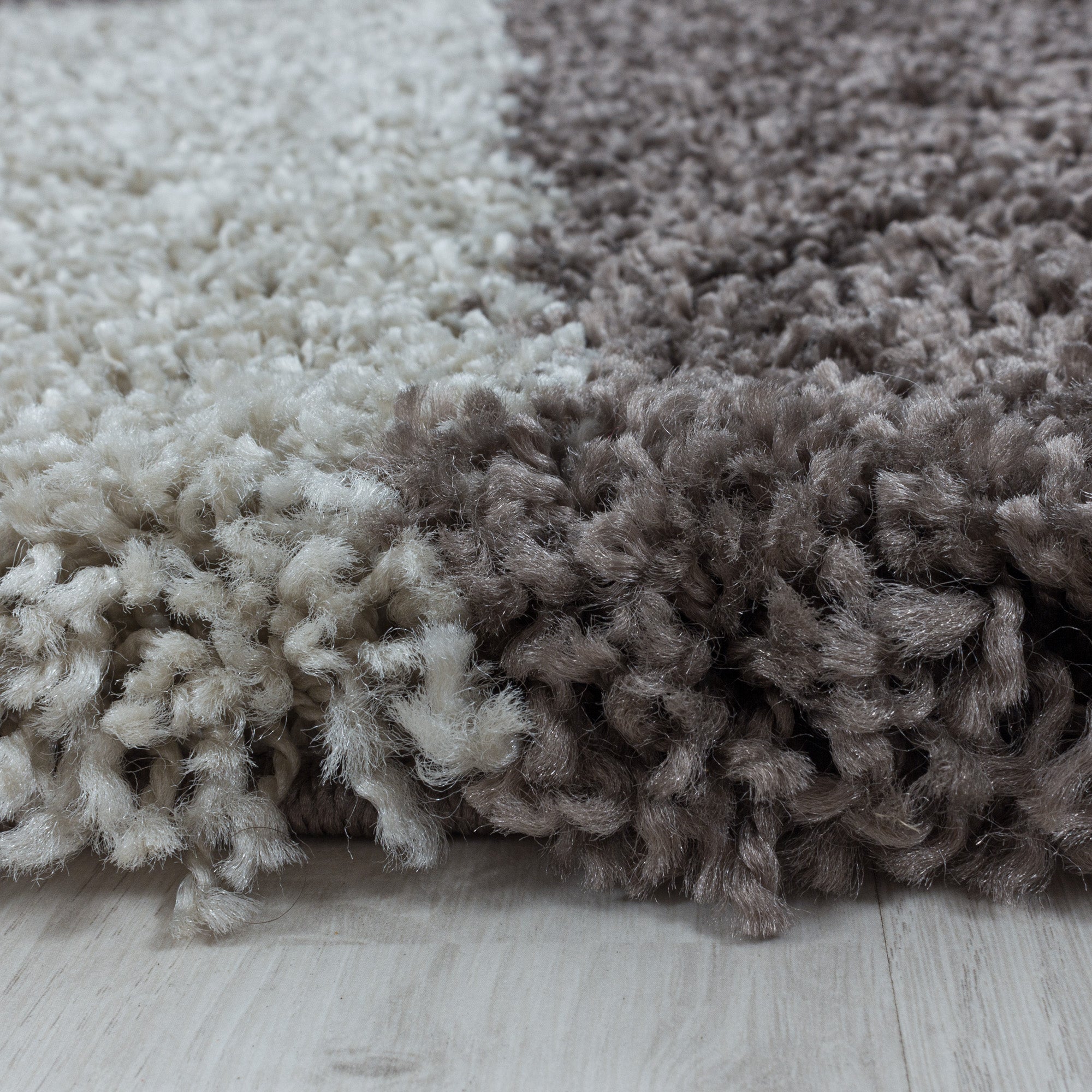 Design Hochflor Teppich Wohnzimmerteppich Dreieck Muster Abstrakt