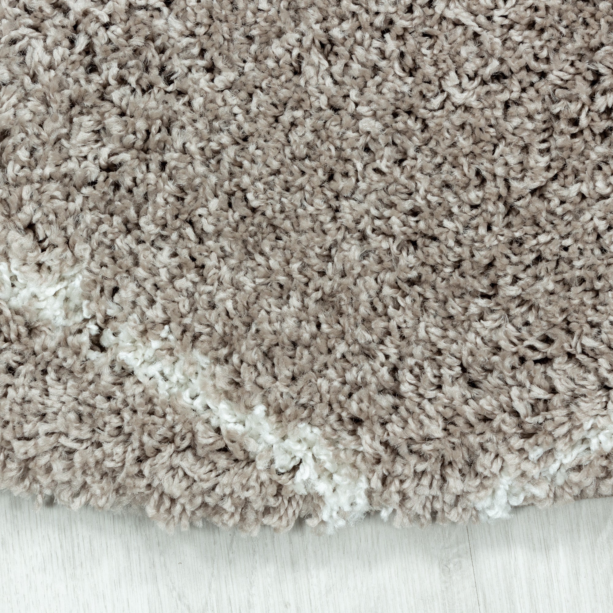 Design Hochflor Teppich Wohnzimmerteppich Muster Raute Flor Weich Farbe Beige