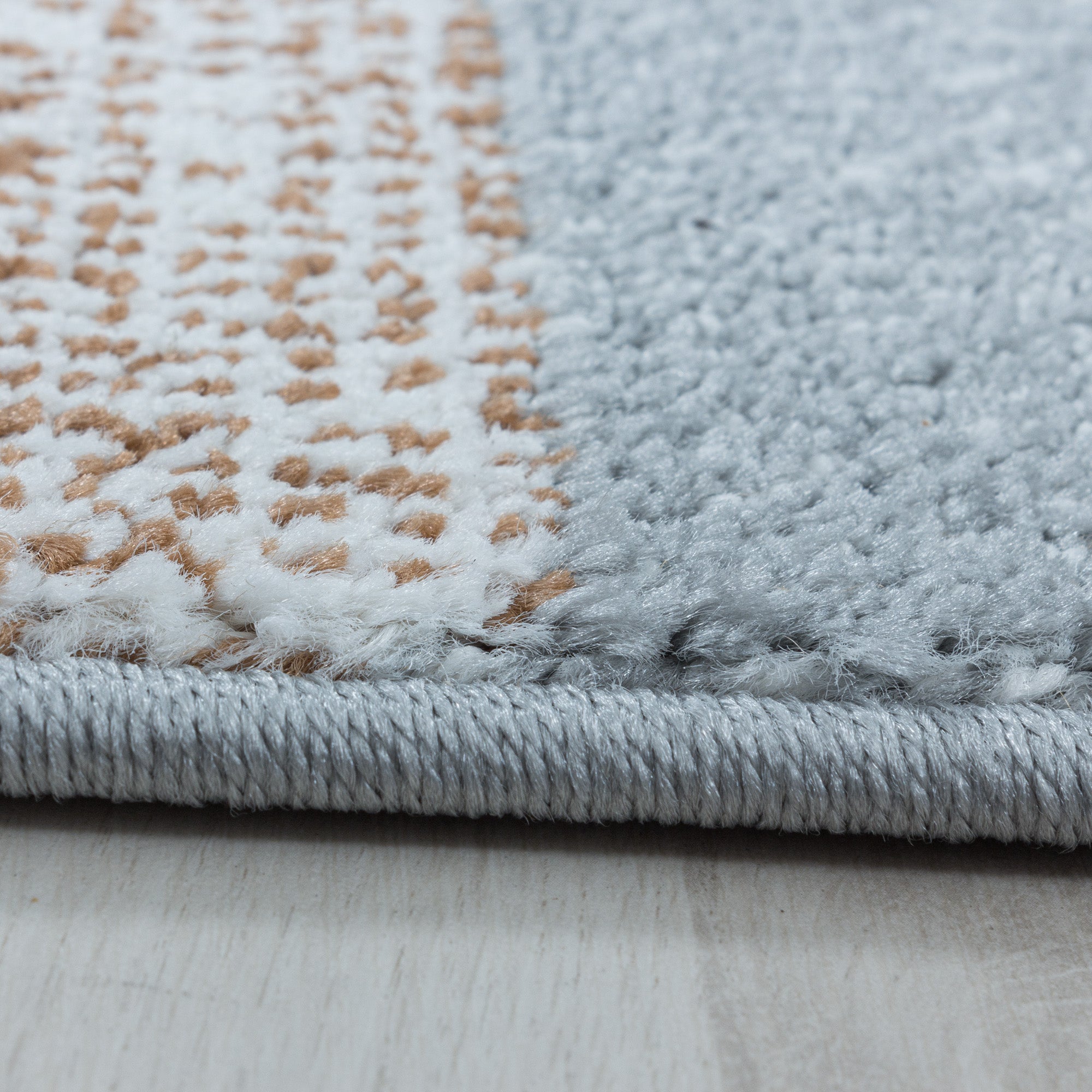 Kurzflor Design Teppich Wohnzimmerteppich Zipcode Muster Rechtecke Kupfer