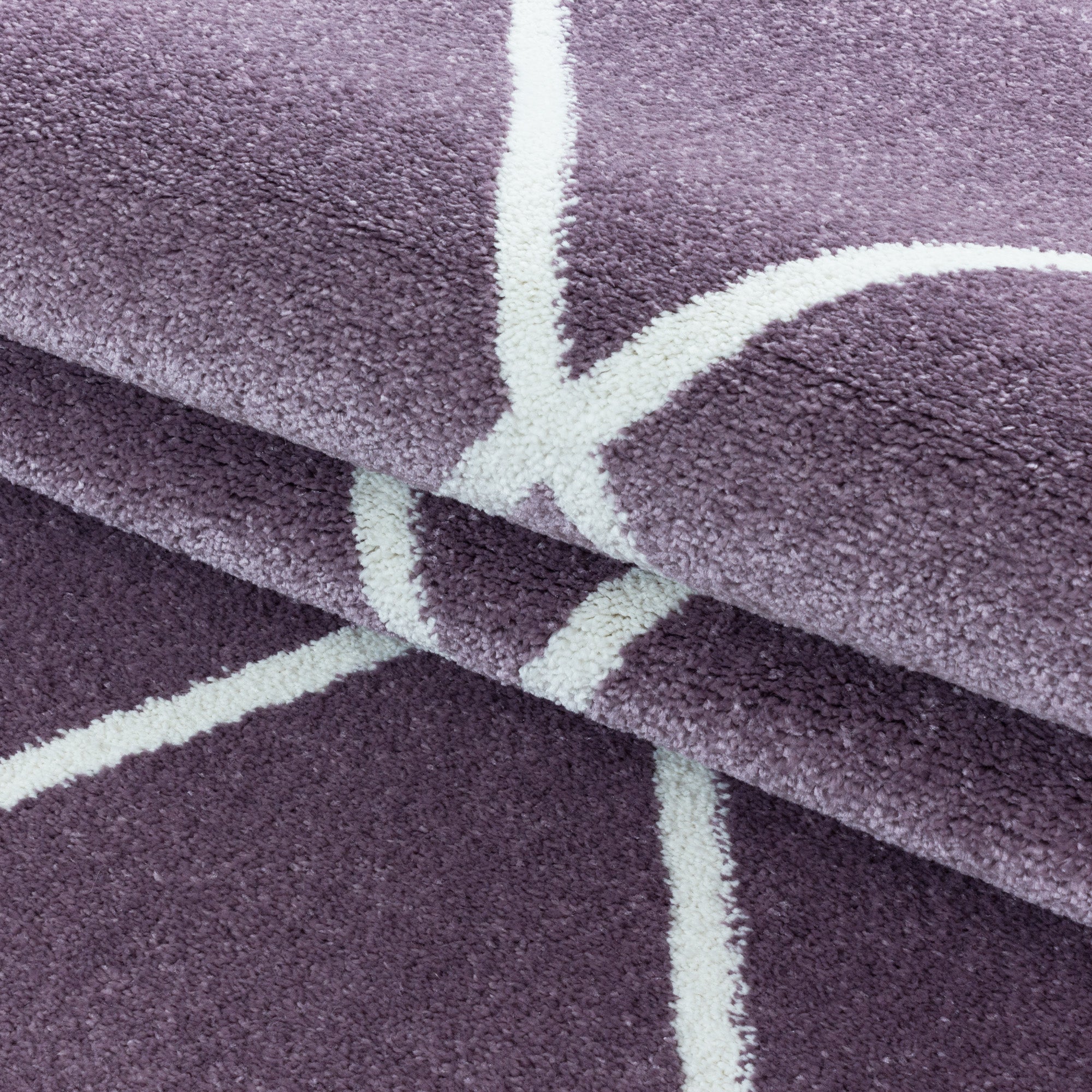 Kurzflor Teppich Lila Design Raute Modern Linien Wohnzimmerteppich Unifarben