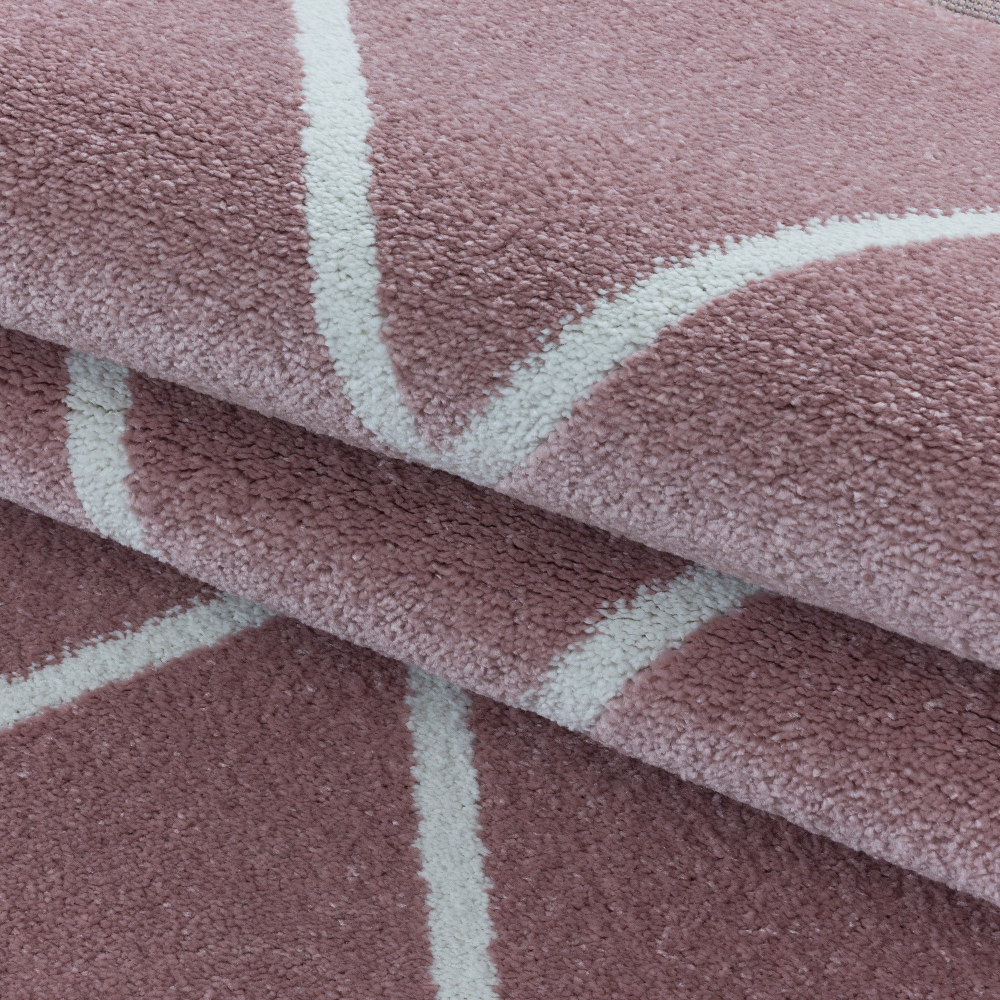 Kurzflor Teppich Bettset Rosa Design Raute Linien Wohnzimmerteppich Läuferset