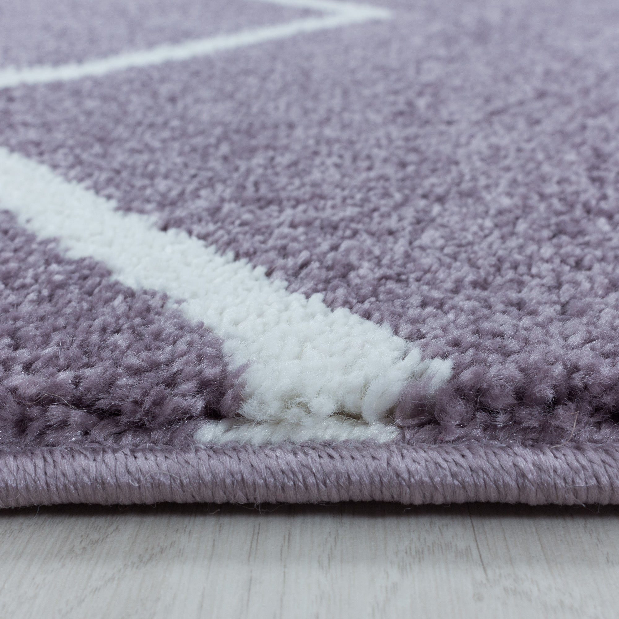 Kurzflor Teppich Bettset Lila Wellen Linien Design Wohnzimmerteppich Läuferset