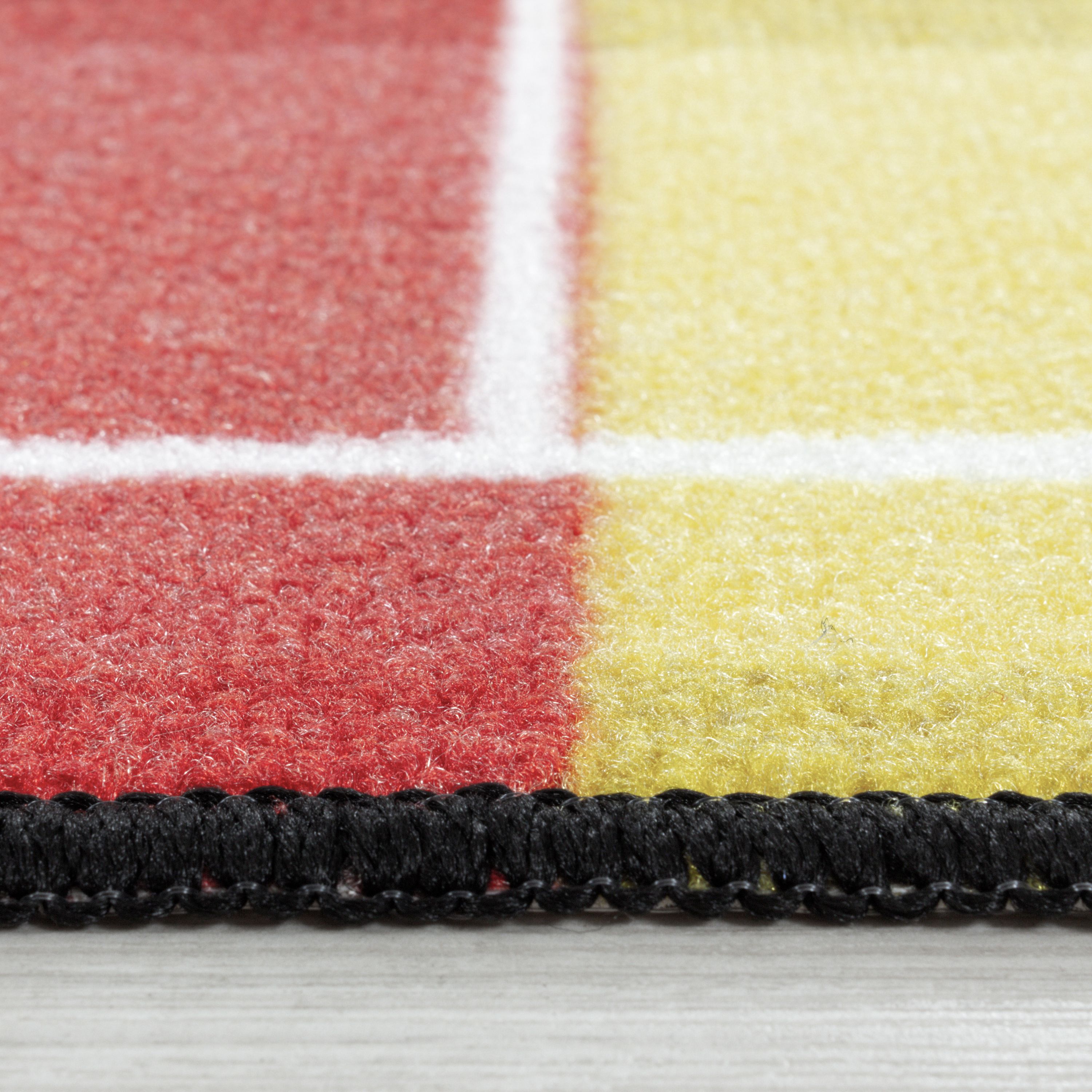 Kurzflor Kinderteppich Kinderzimmer Teppich Spiel Fussball Deutschland Rot